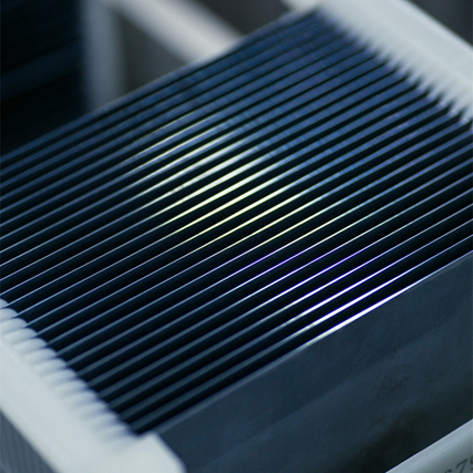 黑硅時代來臨！揚(yáng)州協(xié)鑫光伏首條黑硅生產(chǎn)線投產(chǎn)