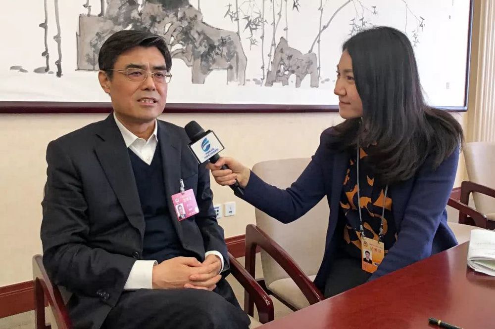 當(dāng)好能源轉(zhuǎn)型與清潔發(fā)展排頭兵——訪全國政協(xié)委員，中國華能集團有限公司董事長、黨組書記舒印彪