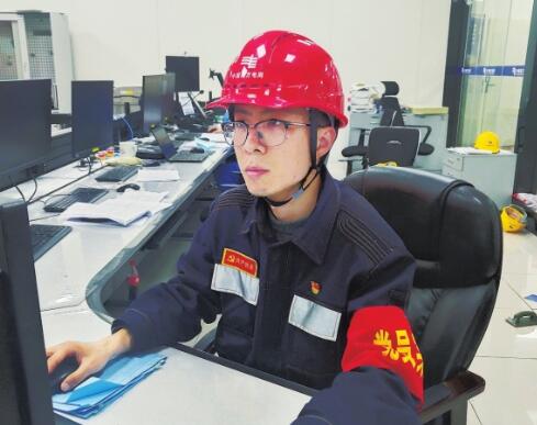 湯勇:“闖關(guān)達(dá)人”