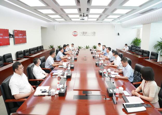 中國能建總經(jīng)理、黨委副書記孫洪水拜訪中國誠通董事長朱碧新