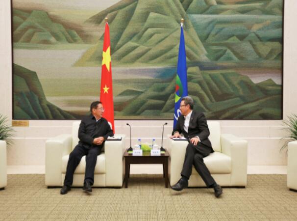 錢(qián)智民會(huì)見(jiàn)青海省政協(xié)副主席、海南州委書(shū)記張文魁