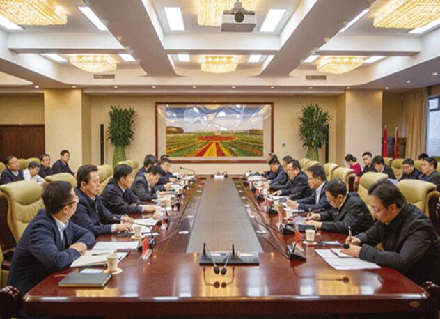 內(nèi)蒙古電力（集團(tuán)）公司董事長、黨委書記賈振國帶隊(duì)赴鄂爾多斯地區(qū)調(diào)研