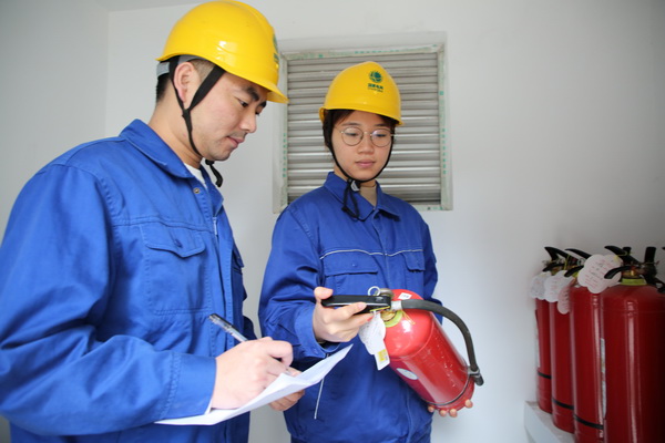 國網(wǎng)寧?？h供電公司持續(xù)深化“電網(wǎng)百日撣塵”專項行動