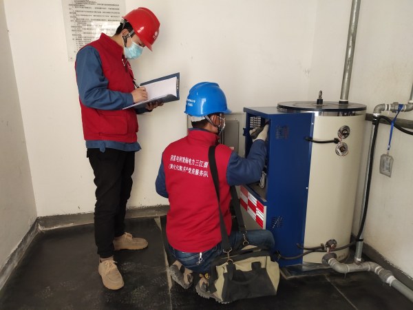 國(guó)網(wǎng)青海黃化供電公司:“紅馬甲”主動(dòng)服務(wù)“煤改電”用戶