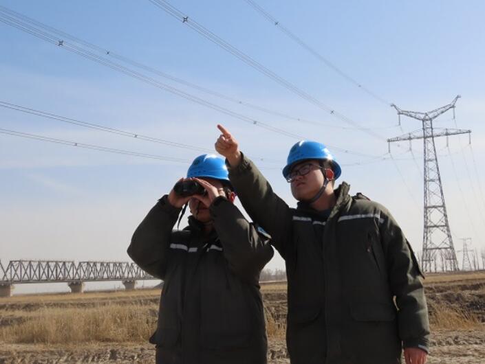 內蒙古超高壓:筑牢防凌汛措施 保障電網(wǎng)安全運行