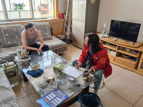 烏海市千里山供電分公司：“敲門(mén)行動(dòng)”，筑牢疫情防控屏障