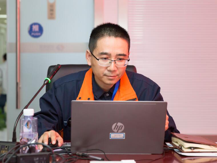 周效峰：半生矢志赴山河，鬢華雖改血仍殷