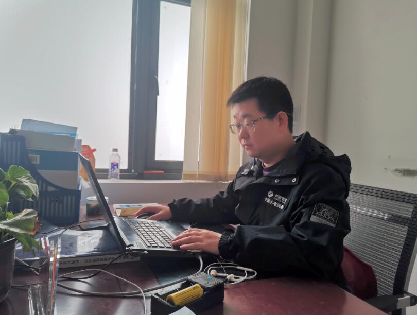 劉凡武：砥礪深耕志未泯，不負山河不負卿