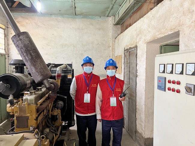 國網(wǎng)會理市供電公司百人嚴(yán)陣以待“陪考” 護航莘莘學(xué)子答卷