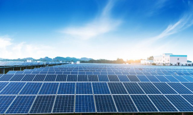 提高利用效率，優(yōu)化資源配置，光伏助力工業(yè)領(lǐng)域碳減排