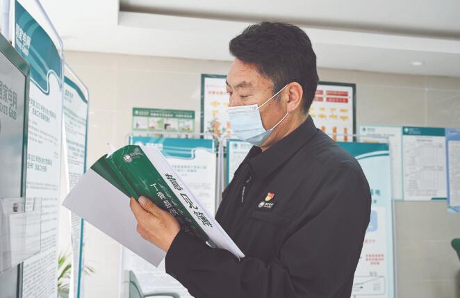 洛松益西:為改善農牧民用電貢獻力量