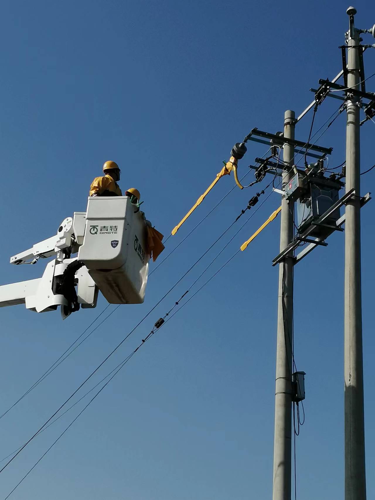 商都供電：“能帶不?！?，保供電優(yōu)服務(wù)