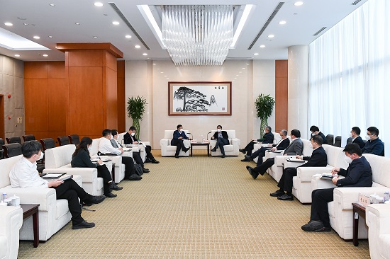 華能集團(tuán)總經(jīng)理、黨組副書記鄧建玲會(huì)見沈鼓集團(tuán)董事長(zhǎng)戴繼雙