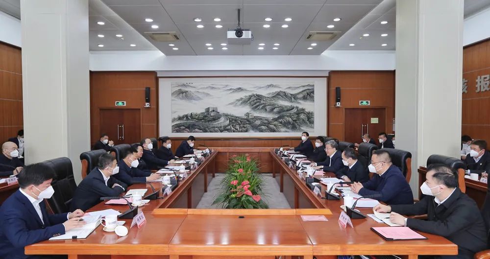 中核集團黨組書記、董事長余劍鋒與遼寧省委書記郝鵬、省長李樂成會談