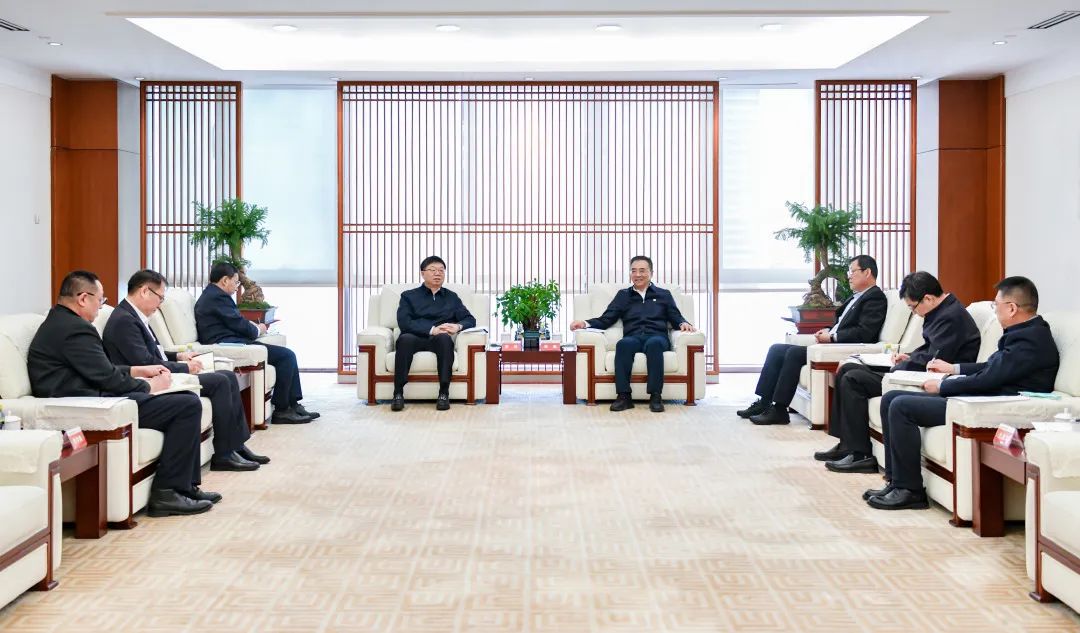 大唐集團(tuán)有限公司黨組書記、董事長(zhǎng)鄒磊會(huì)見吉林省委常委、省委秘書長(zhǎng)李偉