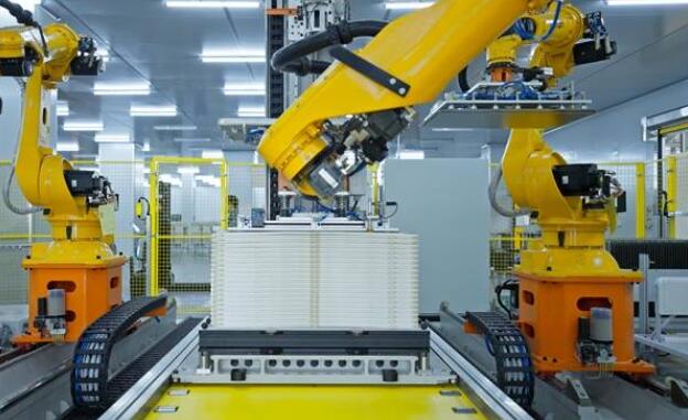 儲(chǔ)能賽道新貴崛起，鋅鐵液流電池憑什么主導(dǎo)未來?