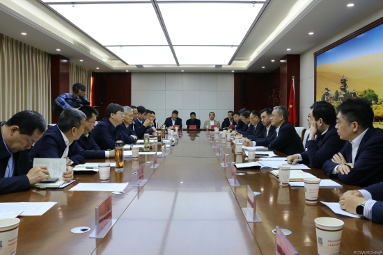 中國電建黨委副書記、總經(jīng)理王斌與酒泉市主要領(lǐng)導(dǎo)會(huì)談
