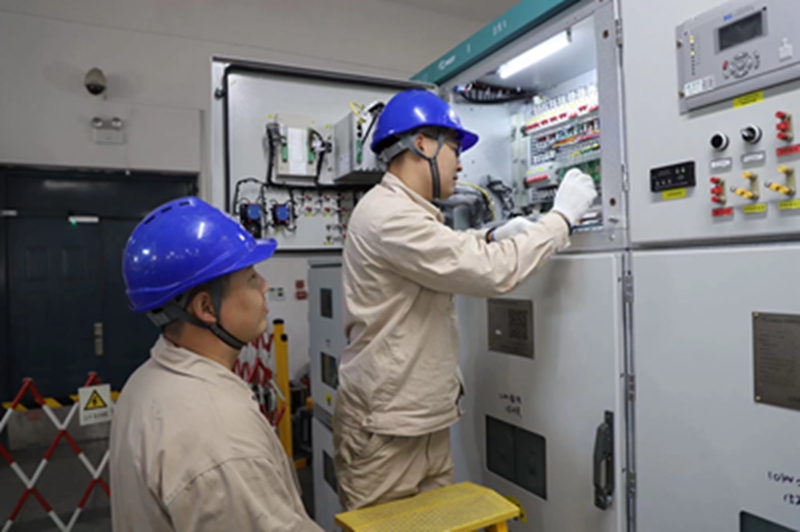 國(guó)網(wǎng)江蘇電力睢寧縣供電公司:檢修變電設(shè)備 保障春耕生產(chǎn)