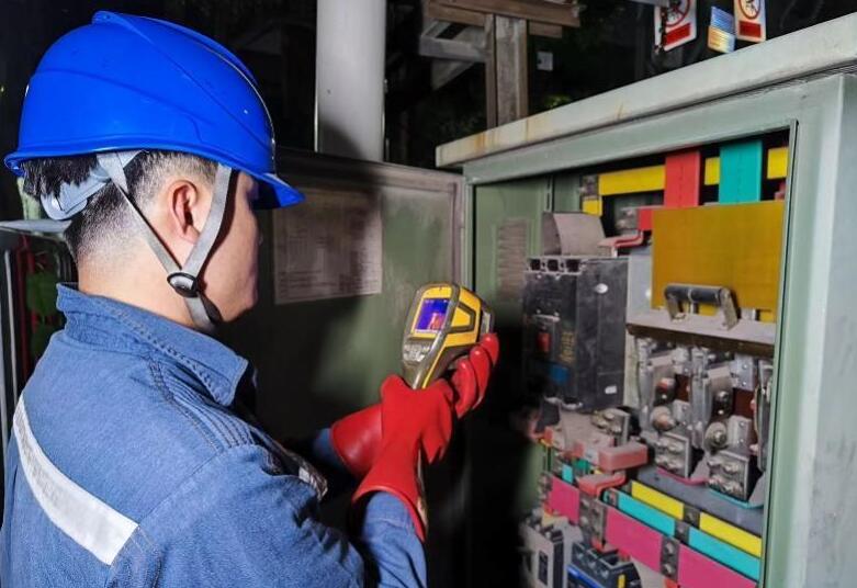 深圳供電局消除67條線路、237臺(tái)配變重滿載風(fēng)險(xiǎn)
