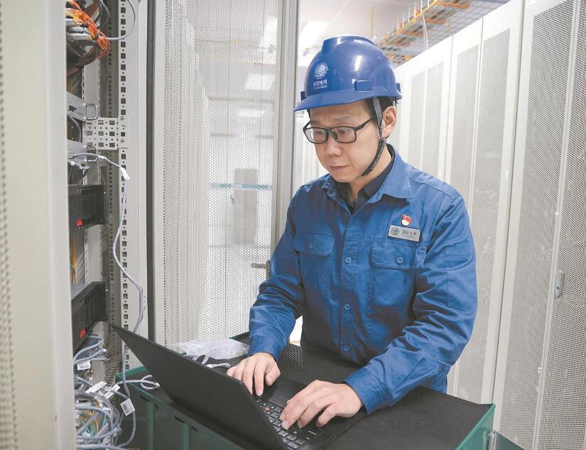 【國網(wǎng)首席專家】苑超:守護(hù)電力通信系統(tǒng)運(yùn)行安全