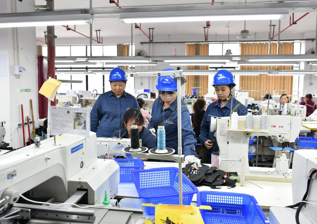 儺鄉(xiāng)女子電力服務隊:當好“電管家” 助企降本增效