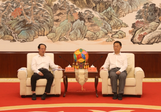 中國電建黨委書記、董事長丁焰章拜會(huì)廣西壯族自治區(qū)黨委書記劉寧、自治區(qū)主席藍(lán)天立