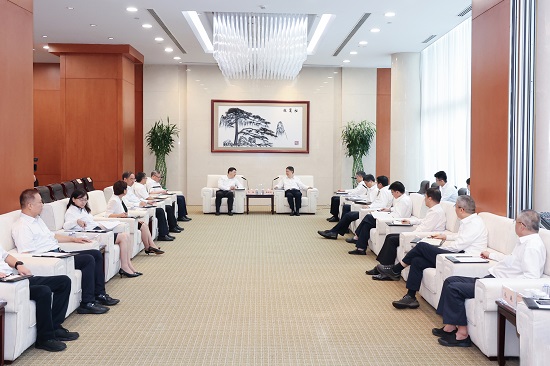 華能集團(tuán)黨組書記、董事長溫樞剛會(huì)見山西省委常委、太原市委書記韋韜