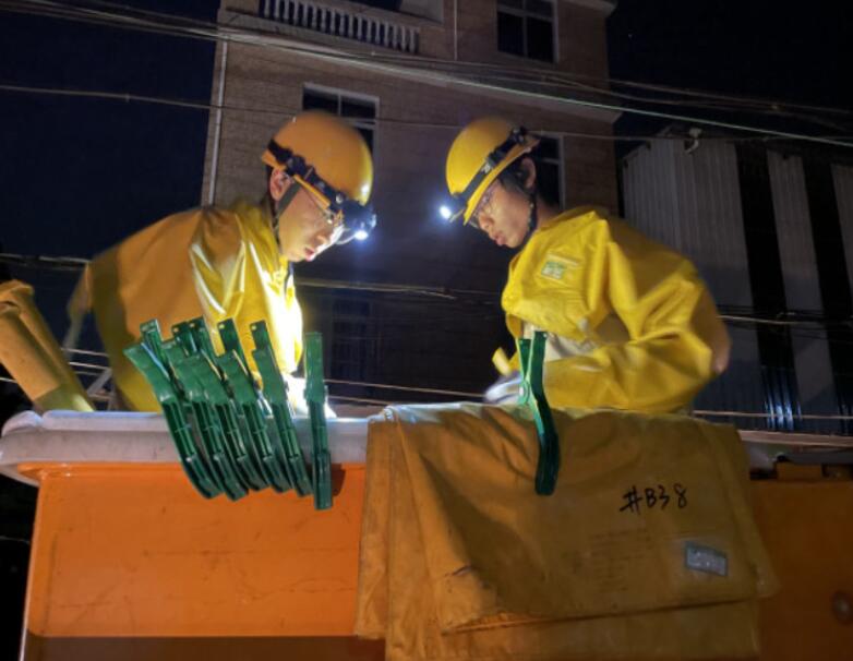 福建漳州:一場深夜搶修