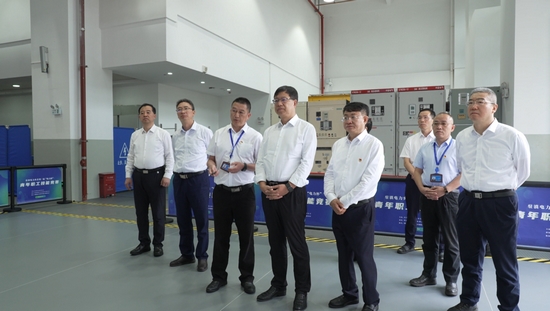 華能集團(tuán)有限公司總經(jīng)理、黨組副書記鄧建玲到云南分公司調(diào)研