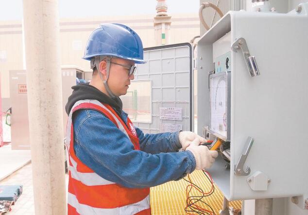 范紅星：在現(xiàn)場學(xué)習(xí)成長，在一線實(shí)踐創(chuàng)新