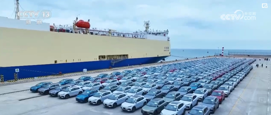 國產(chǎn)新能源車“出?！薄凹肌毙刑煜?再亮“黑科技”