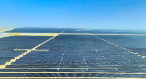 新疆莎車(chē)100萬(wàn)千瓦光儲(chǔ)一體化項(xiàng)目首期50萬(wàn)千瓦并網(wǎng)發(fā)電