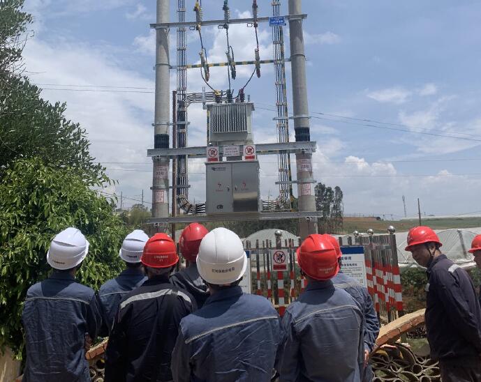 何?。航承闹魟?chuàng)佳績