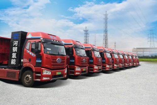 河鋼首座商業(yè)化氫油綜合站投入試運(yùn)營近日，河鋼工業(yè)技術(shù)建設(shè)的河鋼首座商業(yè)化氫油綜合站正式投入試運(yùn)營。新投入運(yùn)營的商業(yè)化氫油綜合站采用35MPa加氫工藝，擁有1000kg/d的加氫能力。  這是河鋼工業(yè)技