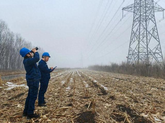 國網(wǎng)長春供電公司嚴陣以待，迎戰(zhàn)寒潮降溫天氣
