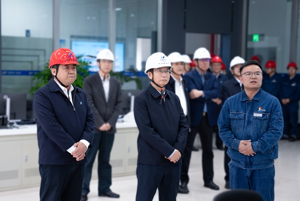 華電集團(tuán)公司黨組書(shū)記、董事長(zhǎng)江毅赴華電湖南公司調(diào)研