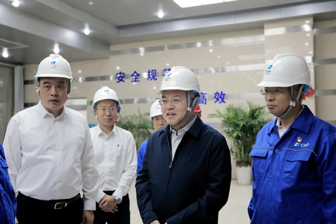 華電集團(tuán)黨組副書(shū)記、總經(jīng)理葉向東到新疆公司調(diào)研