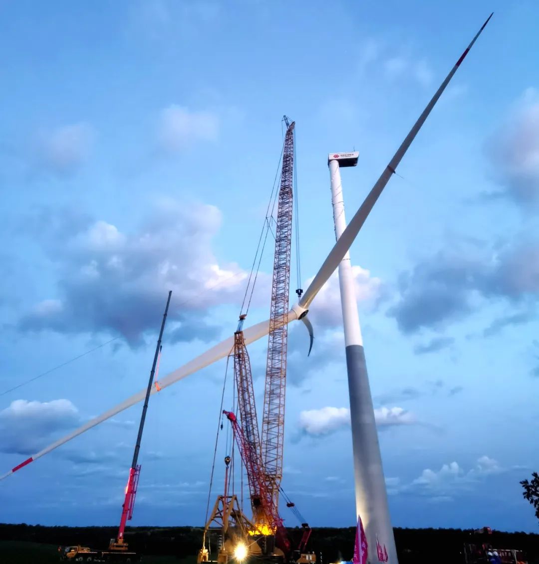 總計(jì)30臺(tái)！黑龍江北安建華風(fēng)電項(xiàng)目150兆瓦混塔風(fēng)機(jī)吊裝收官