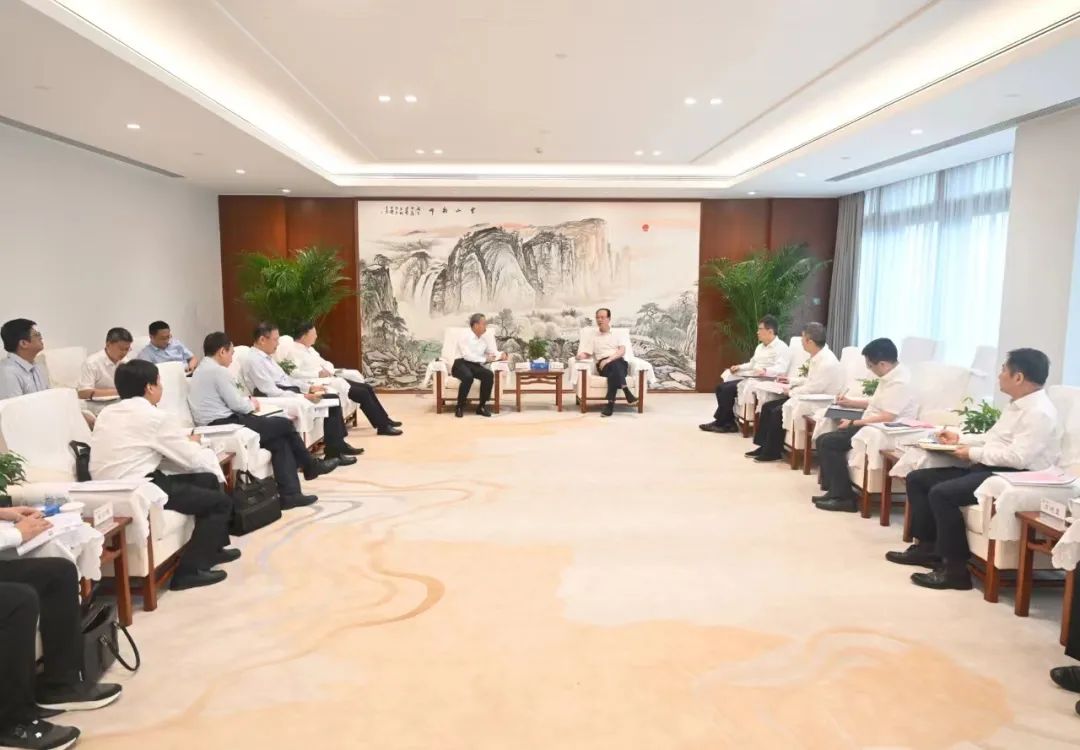 中國電建黨委書記、董事長丁焰章會見南瑞集團董事長、黨委書記山社武