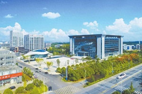 在新能源“儲(chǔ)能”賽道上,湖南如何領(lǐng)跑?