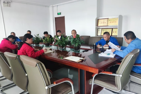 內(nèi)蒙古電力集團(tuán)烏海千里山供電公司：佳節(jié)倍思“清”，廉潔記心間