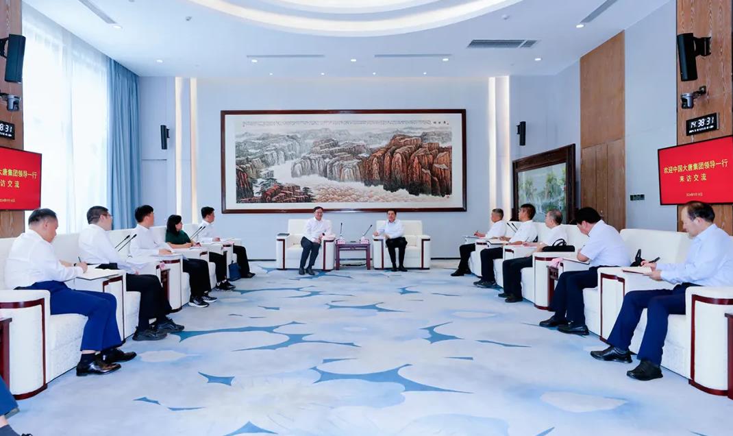 大唐集團黨組副書記、總經(jīng)理張傳江與陜煤集團黨委書記、董事長張文琪會談