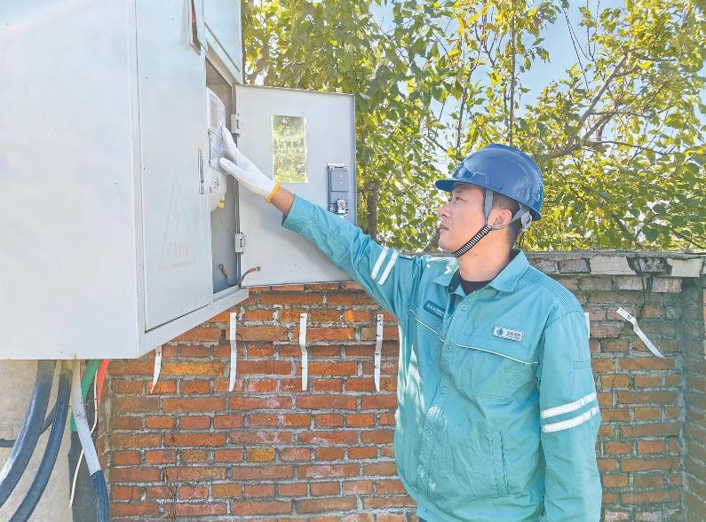 馮文興：走在為客戶(hù)服務(wù)的第一線(xiàn)