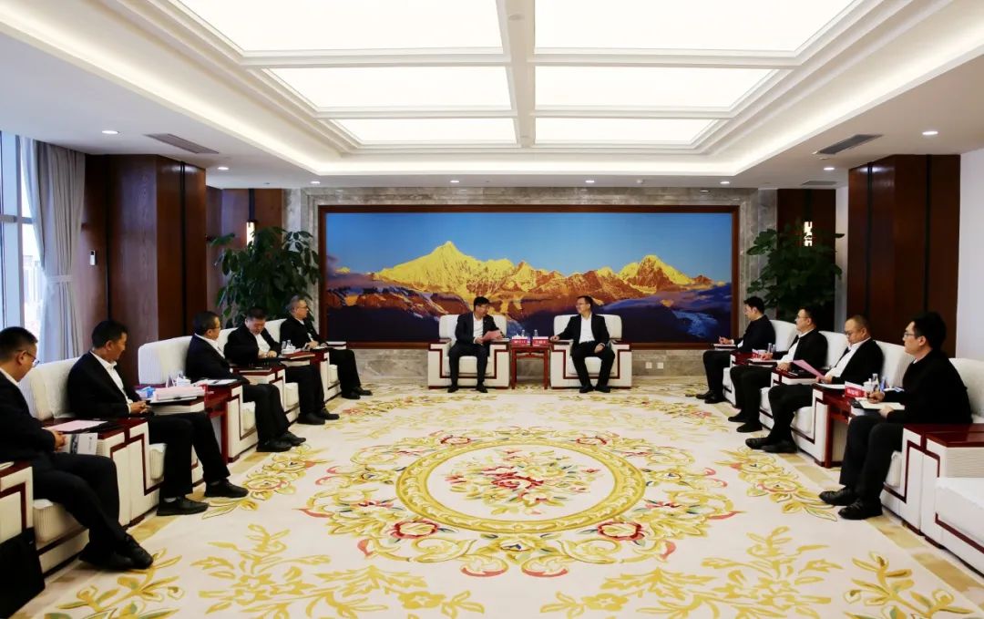 王繼才與中國能建西南區(qū)域總部黨委書記、總經(jīng)理鄒小川會談