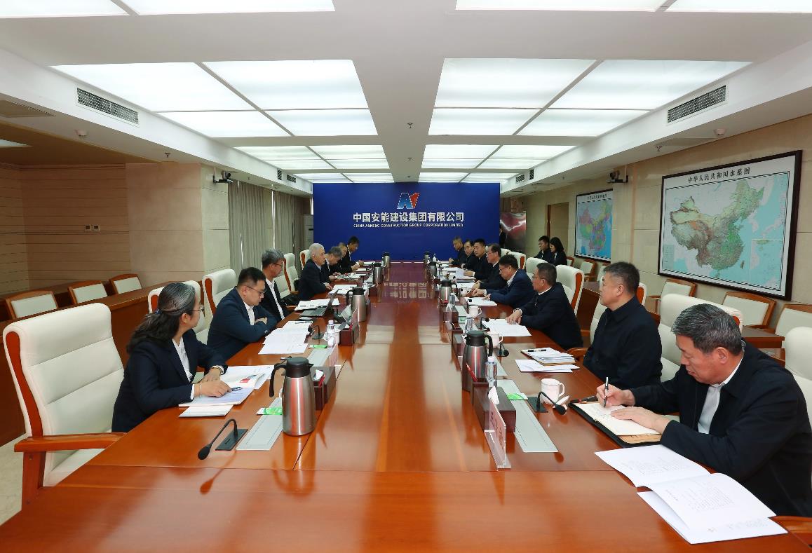中國安能集團(tuán)黨委書記、董事長陳奕輝與中國一重集團(tuán)黨委書記、董事長徐鵬舉行工作會(huì)談
