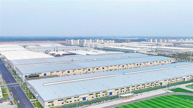 精彩“出?！?，中國新能源汽車駛向全球