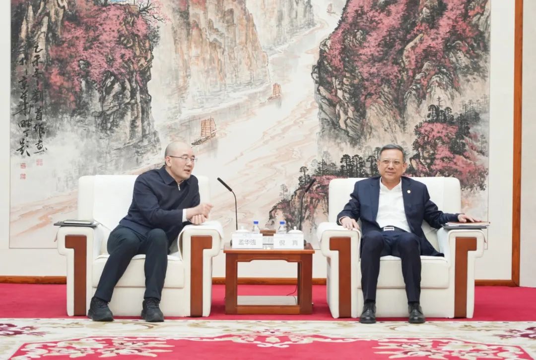 中國能建黨委副書記倪真與遼寧省國資委主任孟華強(qiáng)會(huì)談