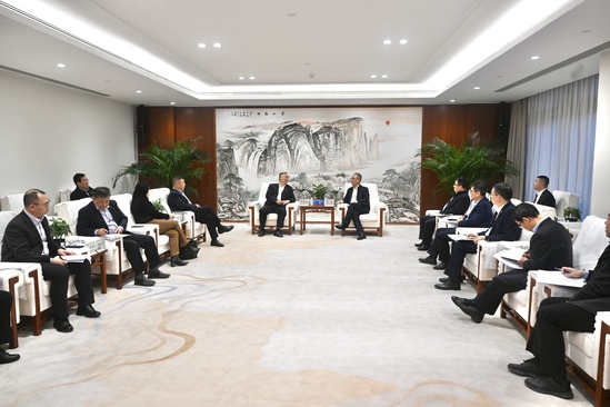 中國電建黨委副書記、總經(jīng)理王斌與中國機(jī)電商會黨委書記、會長張鈺晶舉行會談