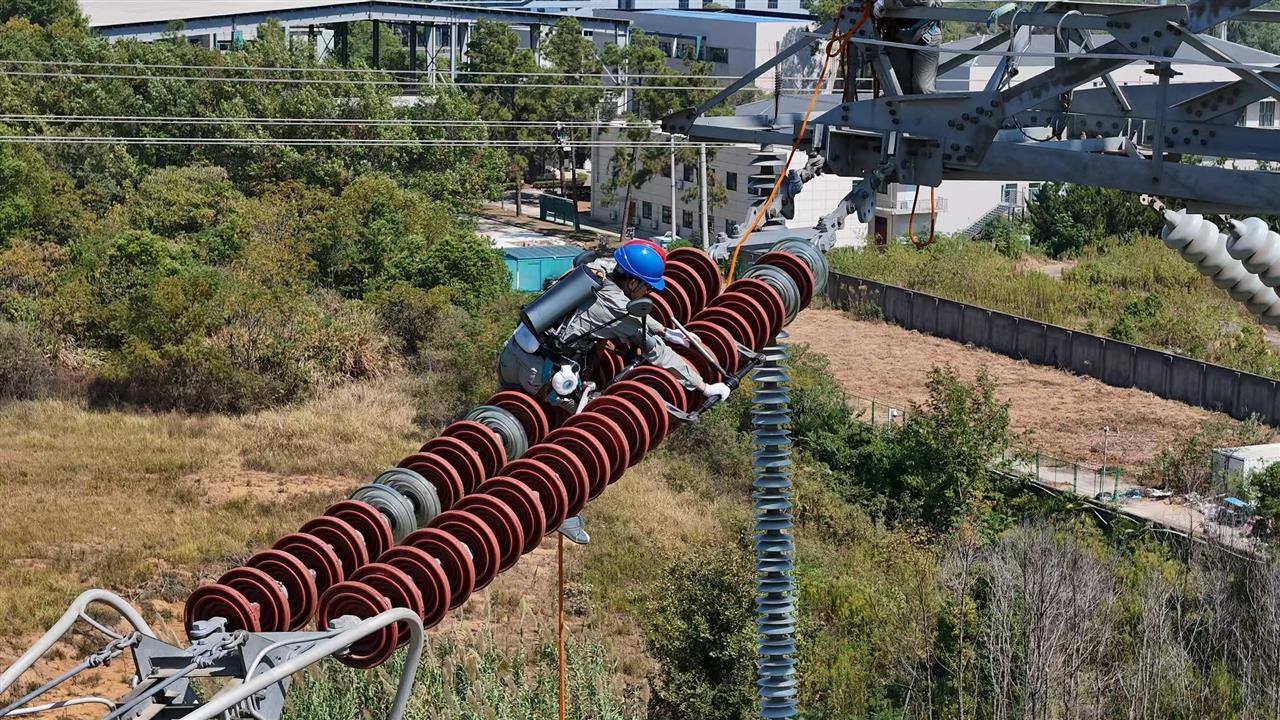 智賦荊楚電啟未來，國網(wǎng)湖北電力應(yīng)用人工智能賦能電網(wǎng)高質(zhì)量發(fā)展